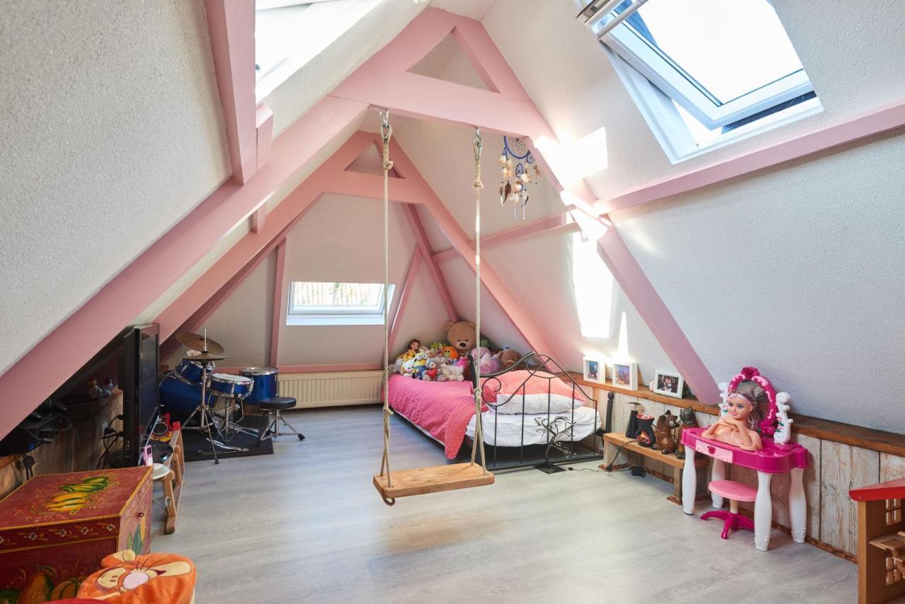 Family Home 艾登 外观 照片